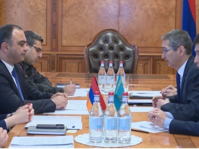 Վահե Ղազարյանն ու Ղազախստանի դեսպանը քննարկել են մեքենաները հաշվառելու և հաշվառումից հանելուն վերաբերող մի շարք հարցեր