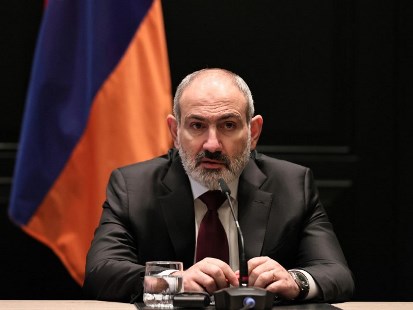 Пашинян: Решение об отправке спасателей в Турцию - гуманитарная акция