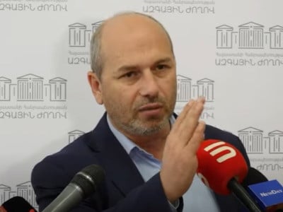 Оппозиционный депутат: Переговоры между Карабахом и Азербайджаном неизбежны