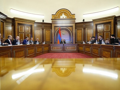Под председательством премьер-министра обсуждены реформы налоговой политики
