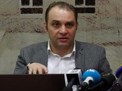 Է.Արշակյանին պատկանող հողամասը գցել են Գրիգորի Խաչատուրովի գրպանը. առաջ թմրանյութ էին գցում գրպանը, հիմա՝ հող. պաշտպան