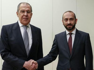 Armenia, Russia FMs meet in Moscow