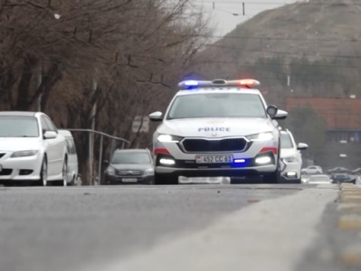 Մեկ շաբաթում պարեկները Երեւանում հատուկ պահպանվող տարածք են տեղափոխել 166 մեքենա, իսկ 6 մարզերում՝ 242 մեքենա