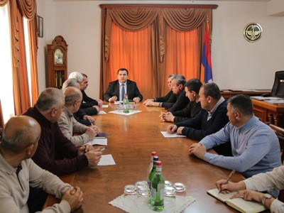 Աշխատանքներ են տարվում Արցախի պետհամալսարանում «Ռազմական ամբիոն» ունենալու ուղղությամբ. Արցախի պետնախարար