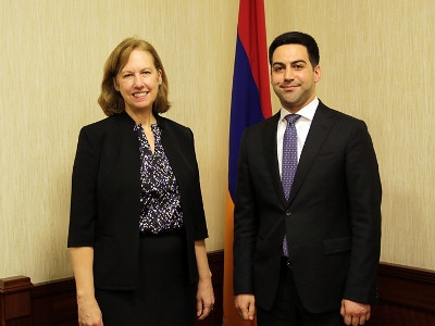 ՊԵԿ նախագահն ԱՄՆ դեսպանին է ներկայացրել հարկային եւ մաքսային ոլորտներում առկա ծրագրերը