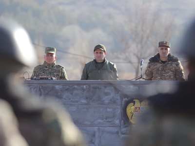 Ջանք չենք խնայելու զինվորական ծառայության, զինծառայողների սոցիալական պայմանները բարելավելու համար. Պապիկյան