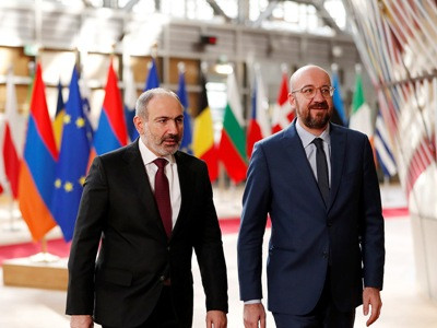 Armenia PM holds telephone conversation European Council President