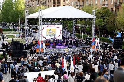 «Հրապարակ». 7 միլին 700 հազար դրամ՝ երկու համերգի համար