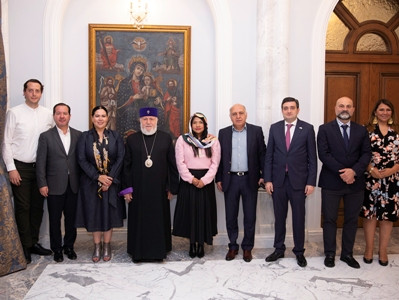 Ամենայն Հայոց Կաթողիկոսն ընդունել է Մեքսիկայի սենատորներին. խոսվել է Արցախում ստեղծված հումանիտար ճգնաժամի մասին
