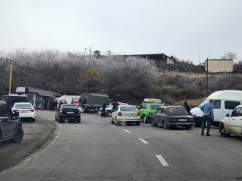 State minister: Azerbaijanis prohibit 27 Karabakh residents’ entry to Artsakh, accompanied by Russian peacekeepers