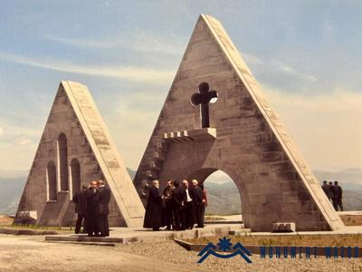 Памятник «Большой и Малый Сюник» перешел под контроль Азербайджана, он на грани разрушения