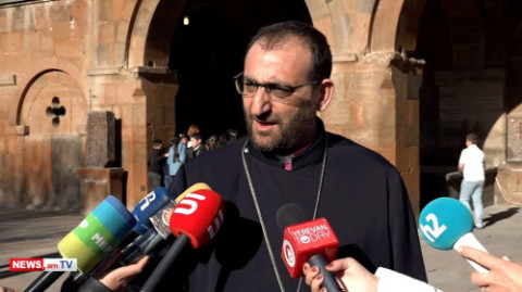 Քրիստոսի Սուրբ Հարությամբ մենք եւս կարողանում ենք հարություն առնել. Արշակ արքեպիսկոպոս Խաչատրյան