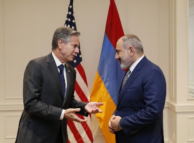 Newspaper: Armenia, Azerbaijan see further negotiations on Washington platform