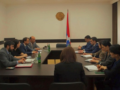 Глава МИД Арцаха принял делегацию во главе с мэром Лиона