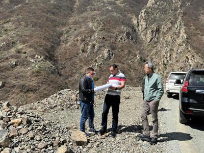 ԱԶԲ ներկայացուցիչներն այցելել են Սյունիք, ուսումնասիրել կառուցվելիք ճանապարհի Սիսիան - Քաջարան հատվածը