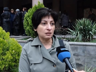 Мать погибшего военнослужащего: Требуем отставки Пашиняна