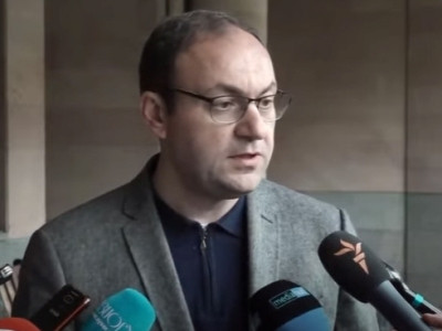 «Մի երիտասարդ տղա՝ Արգիշտի Քյարամյան անունով, չի բարեհաճում իջնել, զոհվածների ծնողների հետ խոսել, ամոթ չի՞». Ա. Բաբայան