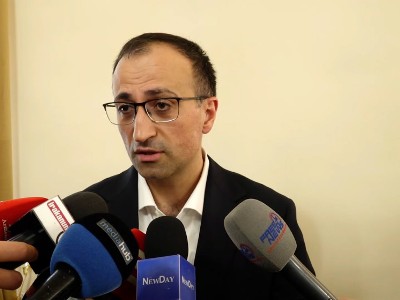 Экс-министр здравоохранения все еще не допрошен по делу об отмывании денег во время пандемии Cօvid-19