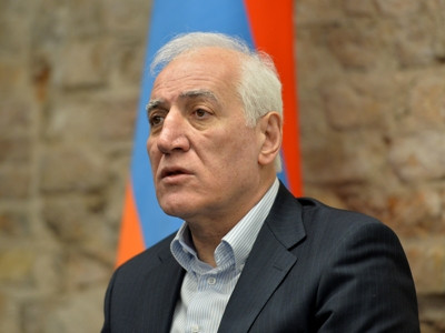 President Khachaturyan meets with representatives of Armenian community in Lithuania