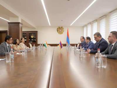 Defense minister: Armenia’s bilateral cooperation with India has entered new phase of development (PHOTOS)
