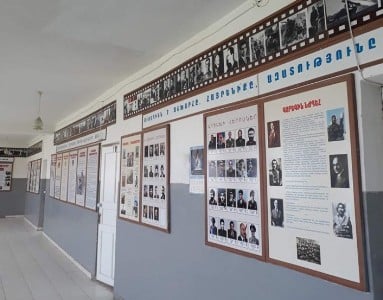 «Փաստ». Ինչո՞ւ են «մաքրում» դպրոցների պատերը