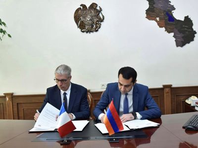Գեղարքունիքի և Ֆրանսիայի Իզերի մարզերի միջև ստորագրվեց 2023-2027 թվականների համագործակցության պայմանագիր
