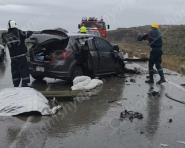 В Армении в результате ДТП скончался 1 человек, еще 3 граждан госпитализированы