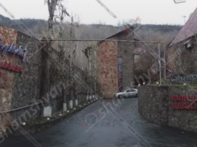 В гостинице Самвела Алексаняна украли крупную сумму денег у предпринимателя