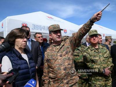 Armenia army General Staff chief to France FM: Azerbaijanis wanted to occupy Jermuk city