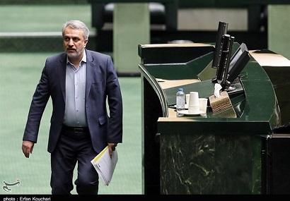 Iran dismisses industry minister