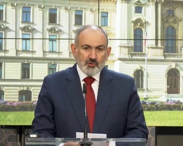 Armenia PM in Prague: International community must give clear, addressed assessment of situation in Karabakh