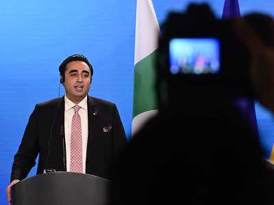 Պակիստանի ԱԳ նախարարը գրեթե 12 տարվա ընթացքում առաջին անգամ այցելել է Հնդկաստան