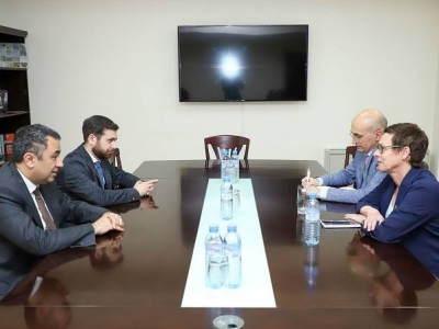 Deputy Foreign Ministers meet with French Ambassador