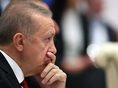 Էրդողանի մրցակիցը ընտրություններում իր թեկնածությունը հանած Ինջեին կանչել է ընդդիմություն