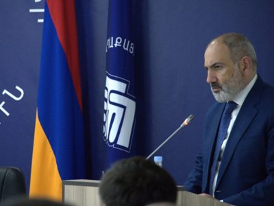 Пашинян и глава МИД Армении на заседании правящей партии обсудили вопросы безопасности