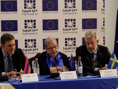EU envoy to Armenia says she knows situation is difficult regarding visa liberalization