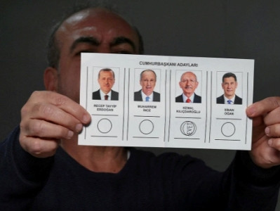 Turkey to go to presidential runoff election