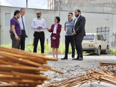Ժաննա Անդրեասյանն այցելել է Կոտայքի մարզի կրթամշակութային հաստատություններ