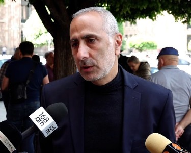 Եթե Փաշինյանները գնում են որոշ ծնողների տները, նկարվում են. շատերը չգիտեն՝ դրանից հետո նրանք ինչ են ասում. Զոհվածի ծնող