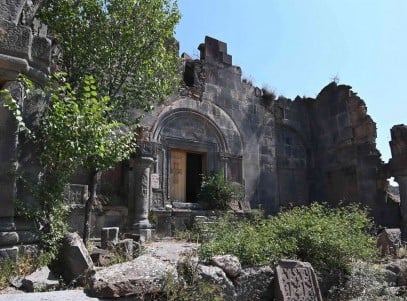 «Խոնարհված ուխտավայրը». մասնագետները հորդորում են փրկել միջնադարյան ճարտարապետության գոհարներից Աղջոց վանքը. Aysor.am