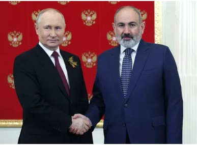 Пашинян на встрече с Путиным напомнил о нарушении Азербайджаном заявления от 9 ноября