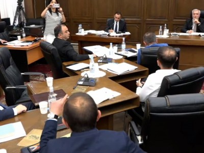 Սենց գնա՝ կարող է վերջում պլան բաժանեք, փորձեք ճշտել՝ ոստիկանները կարող են բռնել, թե ոչ. Մանուկյանը՝ Քոչարյանին