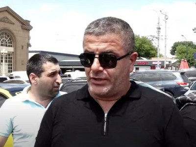Группа водителей провела акцию протеста в Ереване
