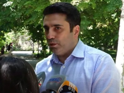 Глава Национального Собрания Армении: Предпринимаемые шаги как минимум оттягивают возможную войну