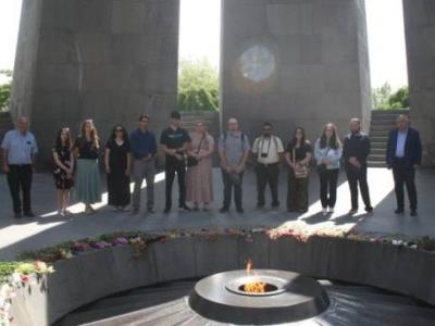 Fresno State University students visit Armenian Genocide Memorial