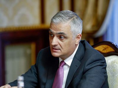 Sputnik Армения: Комиссии по делимитации вопрос анклавов не обсуждали