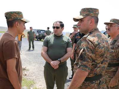 Պապիկյանը հետեւել է «Պաշտպան հայրենյաց»-ի շահառուների ատեստավորման քննությունների ընթացքին