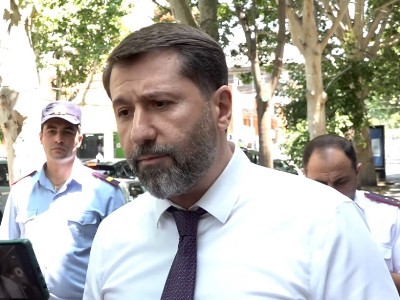 Սա ճնշում է դատարանի վրա 4–րդ իշխանության կողմից. որեւէ հարցի չեմ պատասխանելու. Կարեն Անդրեասյան