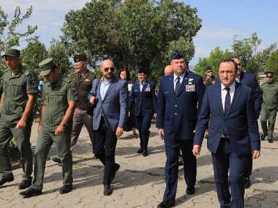 Կանզասի ազգային գվարդիայի պատվիրակությունը այցելել է Եռաբլուր