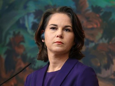 Глава МИД ФРГ: Запад не собирается вмешиваться в ситуацию в России